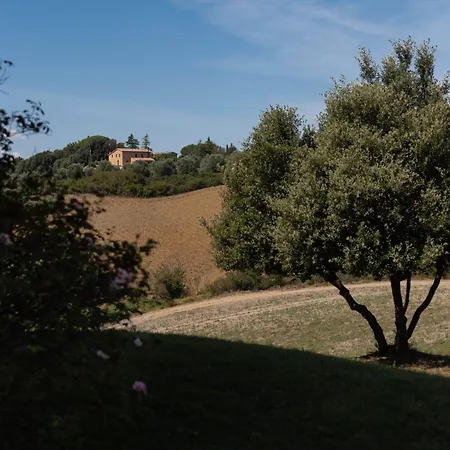 In Tuscan Hills Villa *